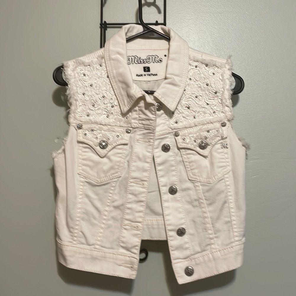 White Miss Me vest in size small